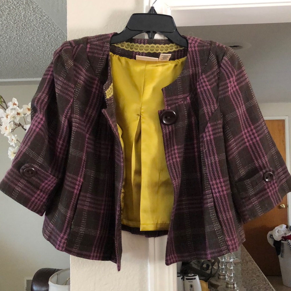 Cropped suit jacket